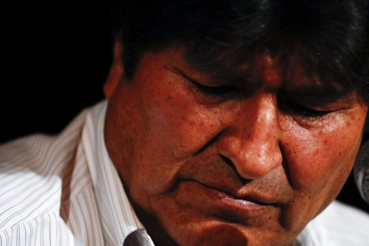 El expresidente de Bolivia, Evo Morales, en una conferencia de prensa en Buenos Aires, Argentina, el martes 17 de diciembre de 2019. Foto: Natacha Pisarenko / AP.