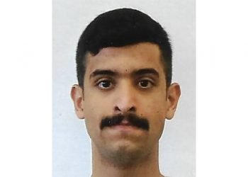 Fotografía sin fecha facilitada por el FBI en la que aparece Mohammed Alshamrani, el estudiante saudí que abrió fuego dentro de un aula en la Estación Aérea Naval de Pensacola, el viernes 6 de diciembre de 2019, antes de que agentes lo mataran a tiros. (FBI vía AP)