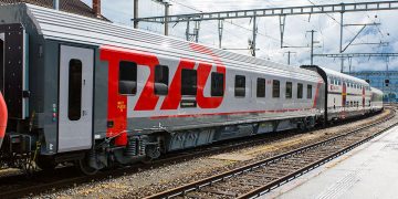 Tren de la la empresa Ferrocarriles Rusos (RZD). Foto: Pinterest.