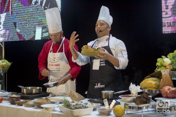 Clase práctica de cocina regional cubana durante el Taller Culinario Internacional Cuba Sabe 2020. Fotos: Otmaro Rodríguez.