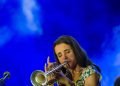 La jazzista española Andrea Motis durante el 35 Festival Jazz Plaza, en el Teatro Nacional de La Habana, el 15 de enero de 2020. Foto: Enrique Smith.