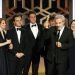 Sam Mendes recibe el Globo de Oro a la mejor película de drama por "1917", el domingo 5 de enero del 2020 en Beverly Hills, California. Foto: Paul Drinkwater/NBC vía AP.