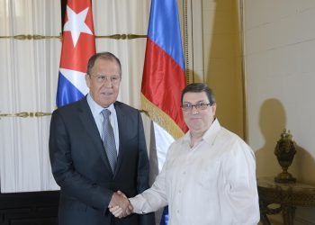 Bruno Rodríguez Parrilla (D), Ministro de Relaciones Exteriores de Cuba, recibe a Serguei Lavrov, Canciller de la Federación Rusa, en el Ministerio de Relaciones Exteriores (MINREX), en La Habana, el 24 de julio de 2019.  Foto: Ariel Ley/ACN.