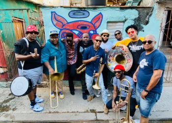The Soul Rebels con Cimafunk en La Habana. Foto: @thesoulrebels/FB.