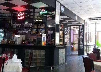 Cafe TV, en los bajos del Focsa. Foto: Radio Reloj.