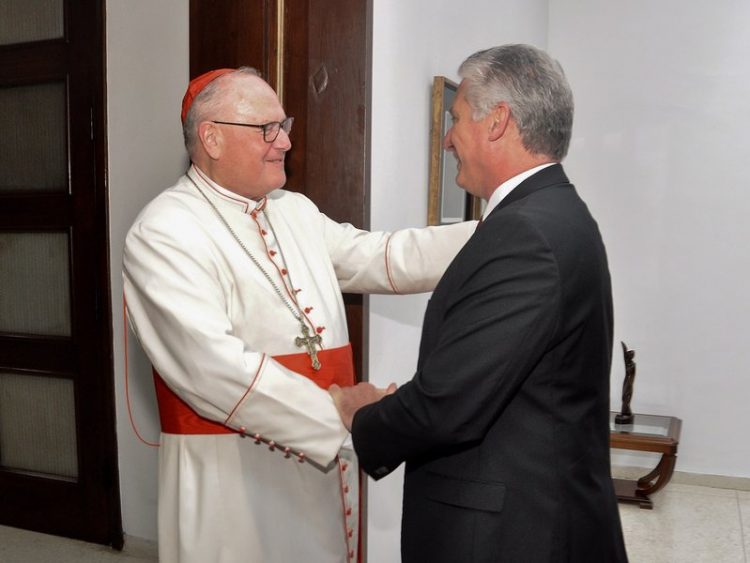 El presidente Miguel Díaz-Canel recibe al Cardenal Timothy Dolan, Arzobispo de Nueva York. Foto: Estudios Revolución.