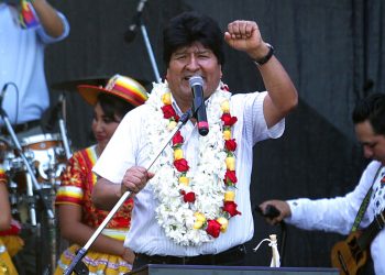 El expresidente boliviano Evo Morales habla en un mitin en Buenos Aires, Argentina, el miércoles 22 de enero de 2020. Foto: Daniel Jayo / AP.