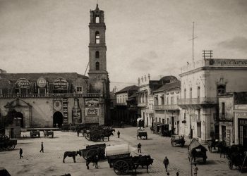 Plaza de San Francisco, en La Habana, a inicios del siglo XX. Foto: wikimedia.org / Archivo.