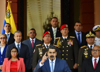 El presidente venezolano Nicolás Maduro habla en una conferencia de prensa en el Palacio Presidencial de Miraflores en Caracas, Venezuela, el jueves 12 de marzo de 2020. Foto: AP Foto/Matías Delacroix.