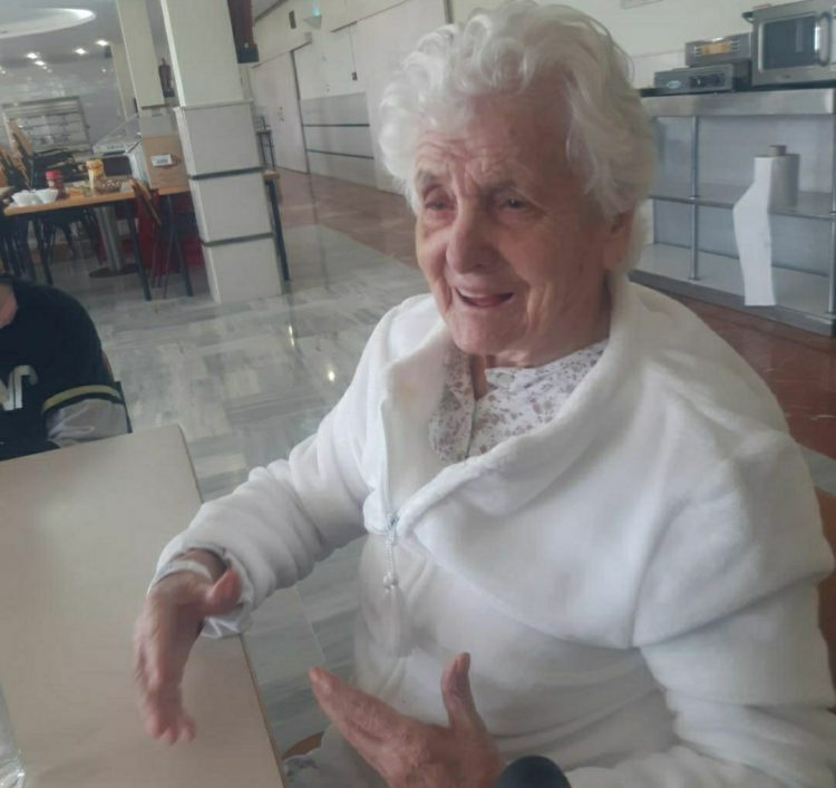 Ana del Valle, de 107 años de edad, sobrevivió la Gripe Española y ahora la Covid-19. Foto: cadenaser.com