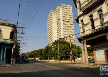 La Habana reportó ayer 33 nuevos casos. Cinco pertenecen al Cerro, donde fue tomada esta imagen. Foto: Otmaro Rodríguez.