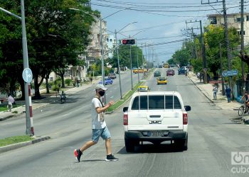 La Habana y Matanzas, provincias que otra vez son las únicas en reportar nuevos casos de la Covid-19. Hoy en Minsap informó una muerte y ocho contagios. Foto: Otmaro Rodríguez