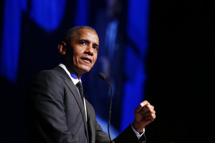 El expresidente Barack Obama durante una ceremonia en Nueva York. Foto: AP/Jason DeCrow, Archivo.