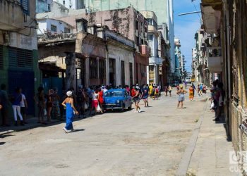 Confirman dos casos positivos con coronavirus producto de un estudio de asintomáticos que se realiza en Cuba. Foto: Otmaro Rodríguez.