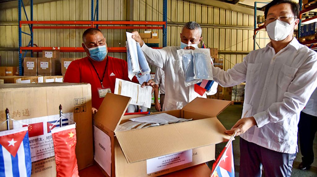 Cuba recibió una donación de China de mascarillas sanitarias para enfrentar la pandemia. Foto: acn.cu