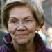La senadora y ex candidata presidencial Elizabeth Warren en Cambridge, Massachussetts. Foto: Steven Senne/AP.