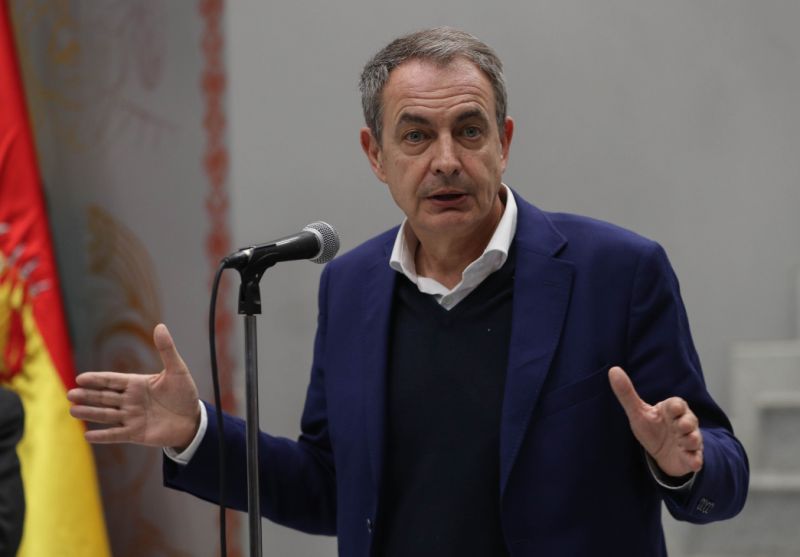 Zapatero participó en la conferencia online junto a otros líderes latinoamericanos. Foto: EFE