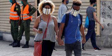 Por cuarto día consecutivo el país no reporta muertes por el nuevo coronavirus. Hoy, un paciente en estado crítico y cuatro en estado grave. Foto: Yander Zamora/EFE