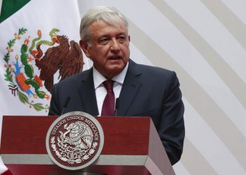 En su primer viaje al extranjero como presidente de México, Andrés Manuel López Obrador viaja el martes 7 de julio de 2020 a Washington para reunirse con su homólogo Donald Trump. Foto: Eduardo Verdugo/AP/ Archivo.