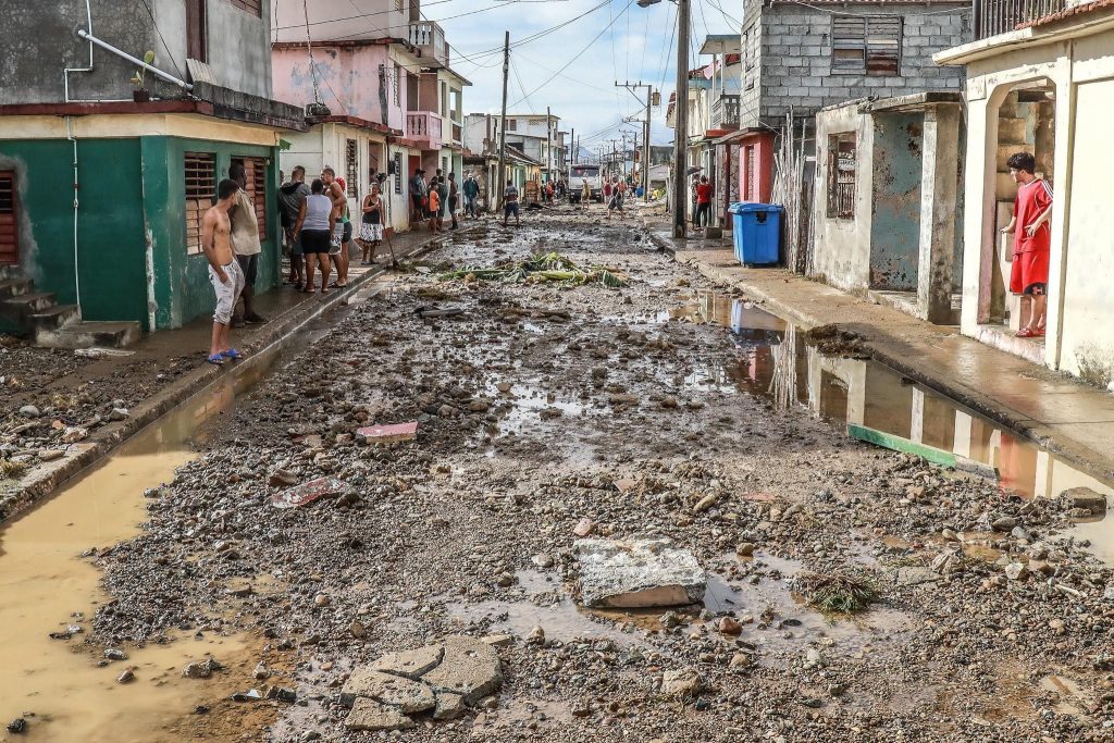 Daños ocasionados por el Huracán Isaías a finales de julio en Baracoa, al oriente de Cuba. Foto: Rubén Ajá/Facebook/Archivo.