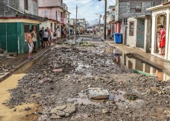 Daños ocasionados por el Huracán Isaías a finales de julio en Baracoa, al oriente de Cuba. Foto: Rubén Ajá/Facebook/Archivo.