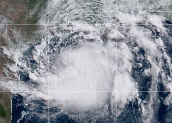 La tormenta tropical Hanna cerca de Texas. Foto: NHC.