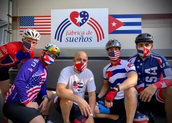 Carlos Lazo describe su proyecto Fábrica de Sueños como "un puente de amistad entre Estados Unidos y Cuba". Foto: cortesía del autor.