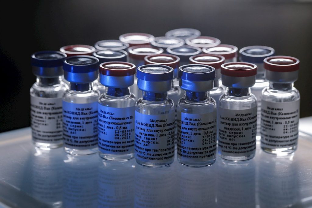 Vacuna rusa contra la COVID-19. Foto: EFE/EPA/RDIF/Archivo.