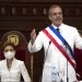 Luis Abinader prestando juramento como presidente de la República Dominicana el domingo 16 de agosto de 2020. Foto: Orlando Barria/AP.