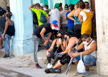 Con las 43 personas que recibieron el alta, ya son 5321 los recuperados. Dos personas permanecían en salas de cuidados intensivos en hospitales de La Habana y Villa Clara.  Foto: Otmaro Rodríguez/OnCuba.