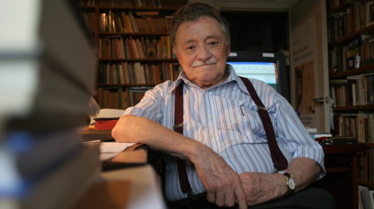 El escritor uruguayo Mario Benedetti (1920-2009). Foto: CNN.