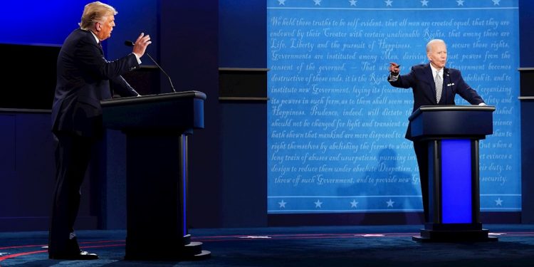 Presidente Donald Trump y el ex vicepresidente Joe Biden se enfrentan en el primer debate el 29 de septiembre, en Cleveland, Ohio | Archivo / EFE