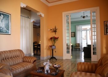 Una casa de alquiler en La Habana, Cuba, promovida por Airbnb en su sitio. | Foto: Airbnb