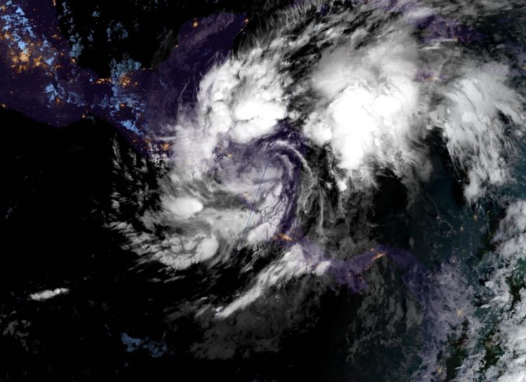 Imagen de satélite de la tormenta tropical Eta. Foto: nhc.noaa.gov/Facebook.