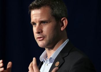 El representante republicano Adam Kizinger. Foto: Chicago Tribune.