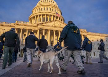 Las medidas de seguridad en el Capitolio en Washington preparándose para la toma de posesión de Joe Biden. Foto tomada el 19 de enero del 2021. Foto: J. Scott Applewhite/AP.