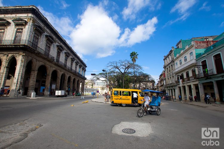 Calle Monserrate, o Avenida de Bélgica, en La Habana. Foto: Otmaro Rodríguez.