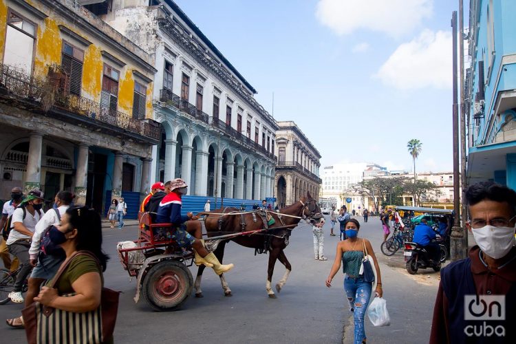 Calle Egido, o Avenida de Bélgica, en La Habana. Foto: Otmaro Rodríguez.