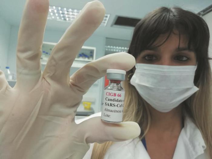 Candidato vacunal cubano Abdala contra la COVID-19. Foto: Agencia Cubana de Noticias (ACN).