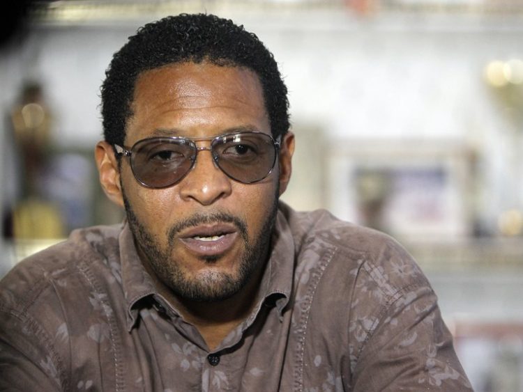 Javier Sotomayor, considerado una de las leyendas del atletismo de la isla. Foto: Ernesto Mastrascusa/EFE/Archivo