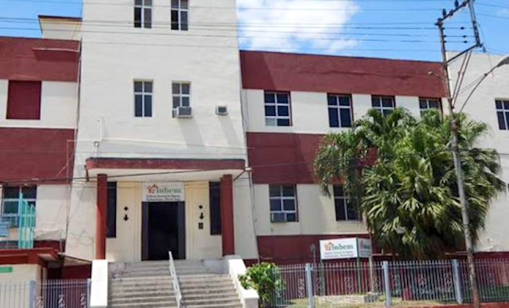 Sede del Instituto Nacional de Higiene, Epidemiología y Microbiología cubano, en La Habana. Foto: granma.cu