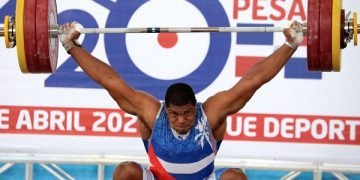 El pesista cubano Juan Columbié en el Campeonato Panamericano de Levantamiento de Pesas, con sede en Santo Domingo, República Dominicana. Foto: Raúl Calvo / Jit.