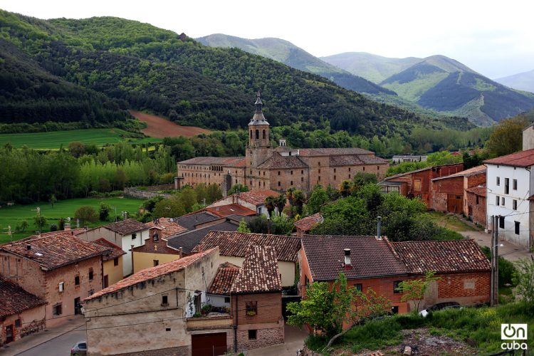 Vistas exteriores del monasterio de Yuso, enclavado en el Valle de San Millán, en la Rioja. Foto: Alejandro Ernesto.
