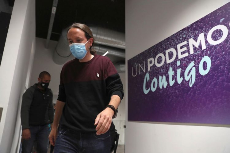 Pablo Iglesias en la sede del partido, en Madrid, tras conocer los resultados de las elecciones autonómicas. Foto: Kiko Huesca/Efe.