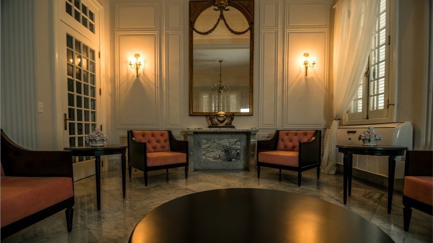 Interior of the Protocol House of the Government of Havana.