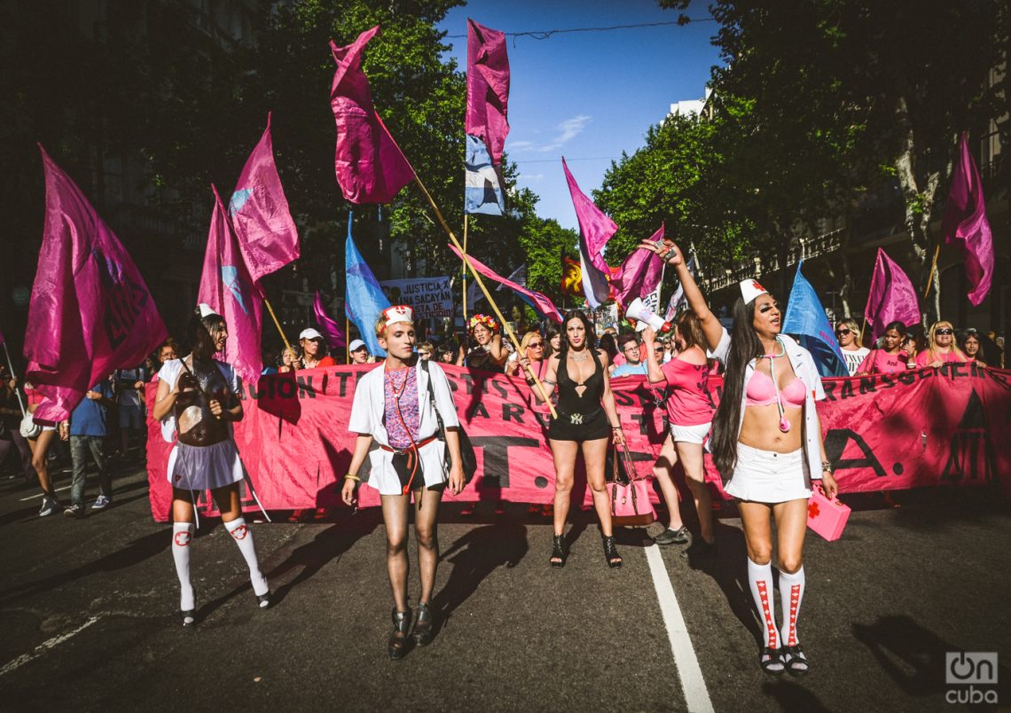 The transvestite-trans job quota is law in Argentina | OnCubaNews English