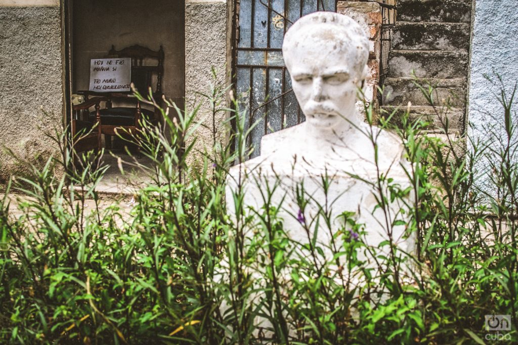 A bust of José Martí in the Buena Vista neighborhood of Havana. Photo: Kaloian Santos