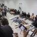 El grupo de colombianos capturados en Haití siendo presentados a la prensa. | Foto: Joseph Odelyn / AP