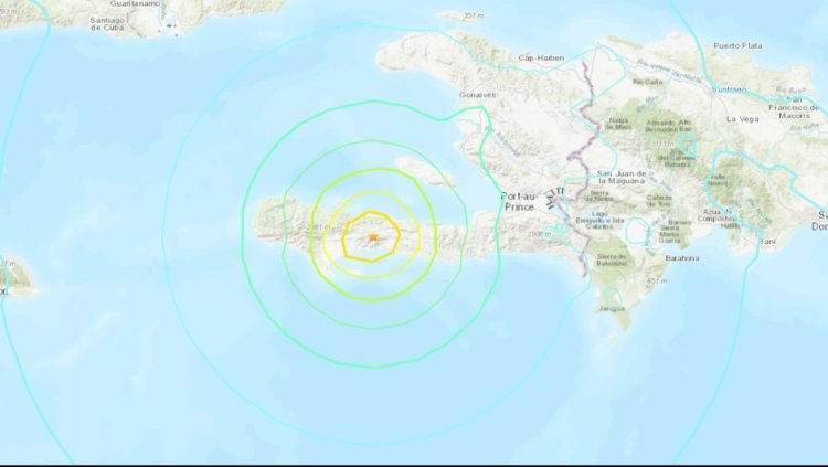 Mapa del Servicio Geológico de Estados Unidos que señala la posible ubicación del epicentro del sismo en Haití. Infografía: USGS via CNN.