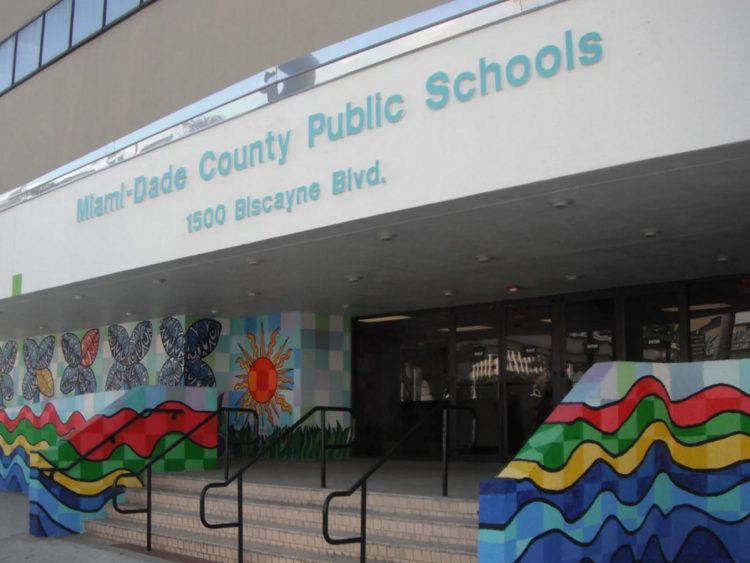 Sede de la oficina escolar de Miami-Dade. Foto: Miami-Dade Schools